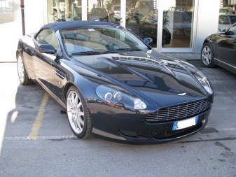 Noleggio Aston Martin DB9